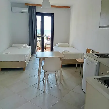 Alex Mike Agia Anna (Naxos)