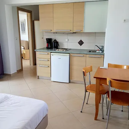 Alex Mike Apartment *