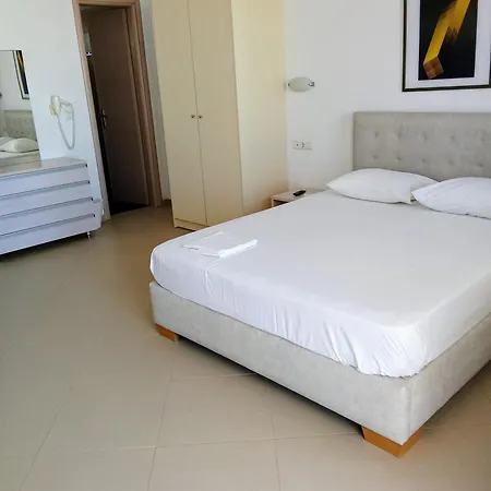 Apartment Alex Mike Agia Anna (Naxos)